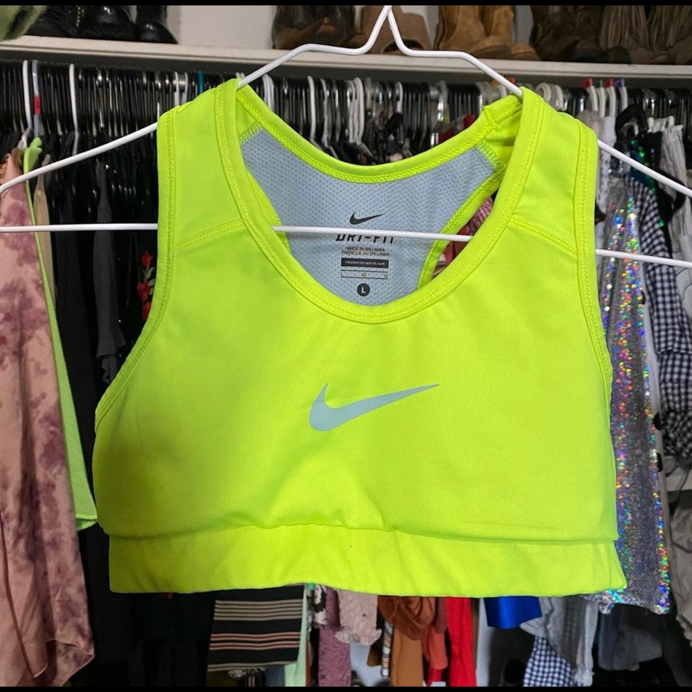 Youth large women’s XS Nike Dri-fit sportsbra neon